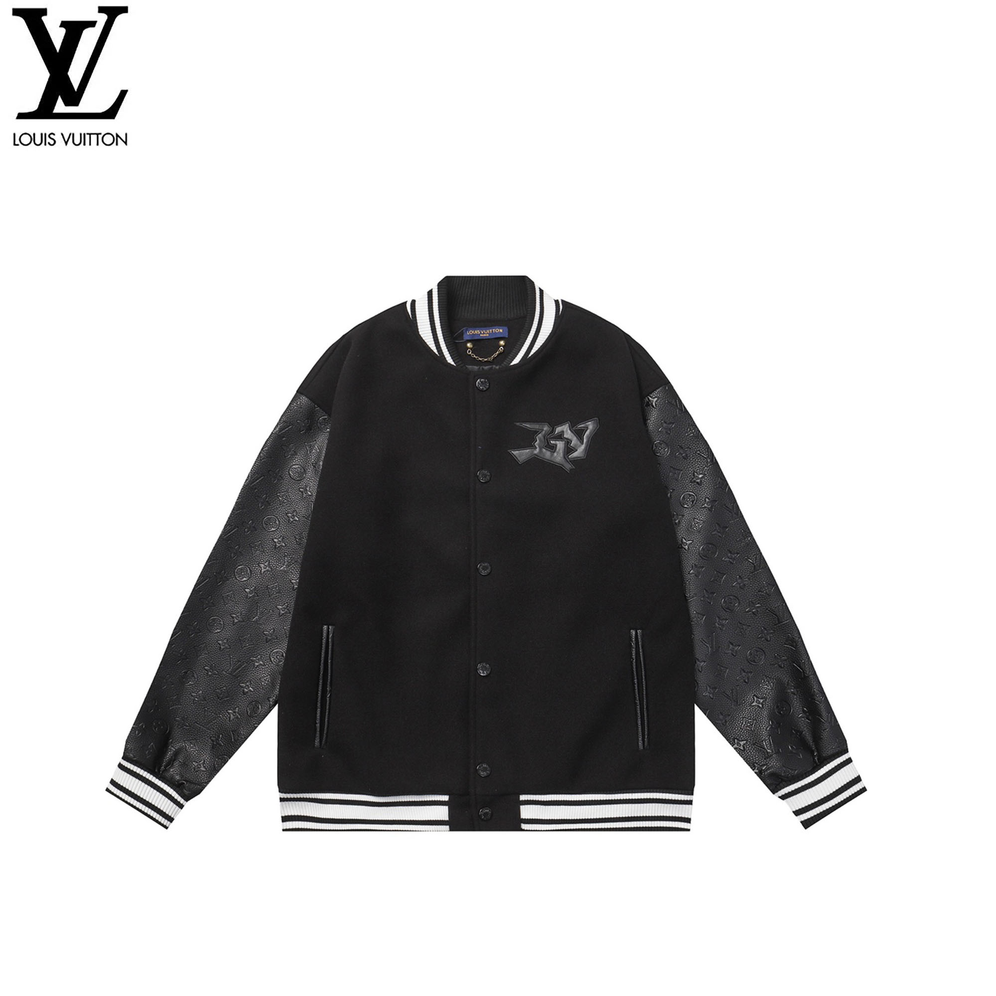 Local pick-up: 440LOUIS VUITTON Devil Baseball Jacket - Louis Vuitton France's LVMH Group - a brand of LVMH. A famous luxury luggage and leather goods brand. A legendary classic for more than a hundred years. An exquisite symbol of global fashion travel art. The monogram canvas bag with the unique pattern of the "LV" logo has become a fashion classic with the rich legend and Athenian design. It continues to this day, regardless of the leather goods, scarves or watches and pens that were later extended.Even the clothing is based on the "travel philosophy" that advocates exquisiteness, quality and comfort as the basis for design - high-weight fabrics with a delicate and soft feel, 700g nylon with lychee pattern embossing - original main mark, washed tag packaging, perfect details. If you want the right version, if you want low-end goods, please bypass it. Perfect restoration, top shipping Size: M L XL XL